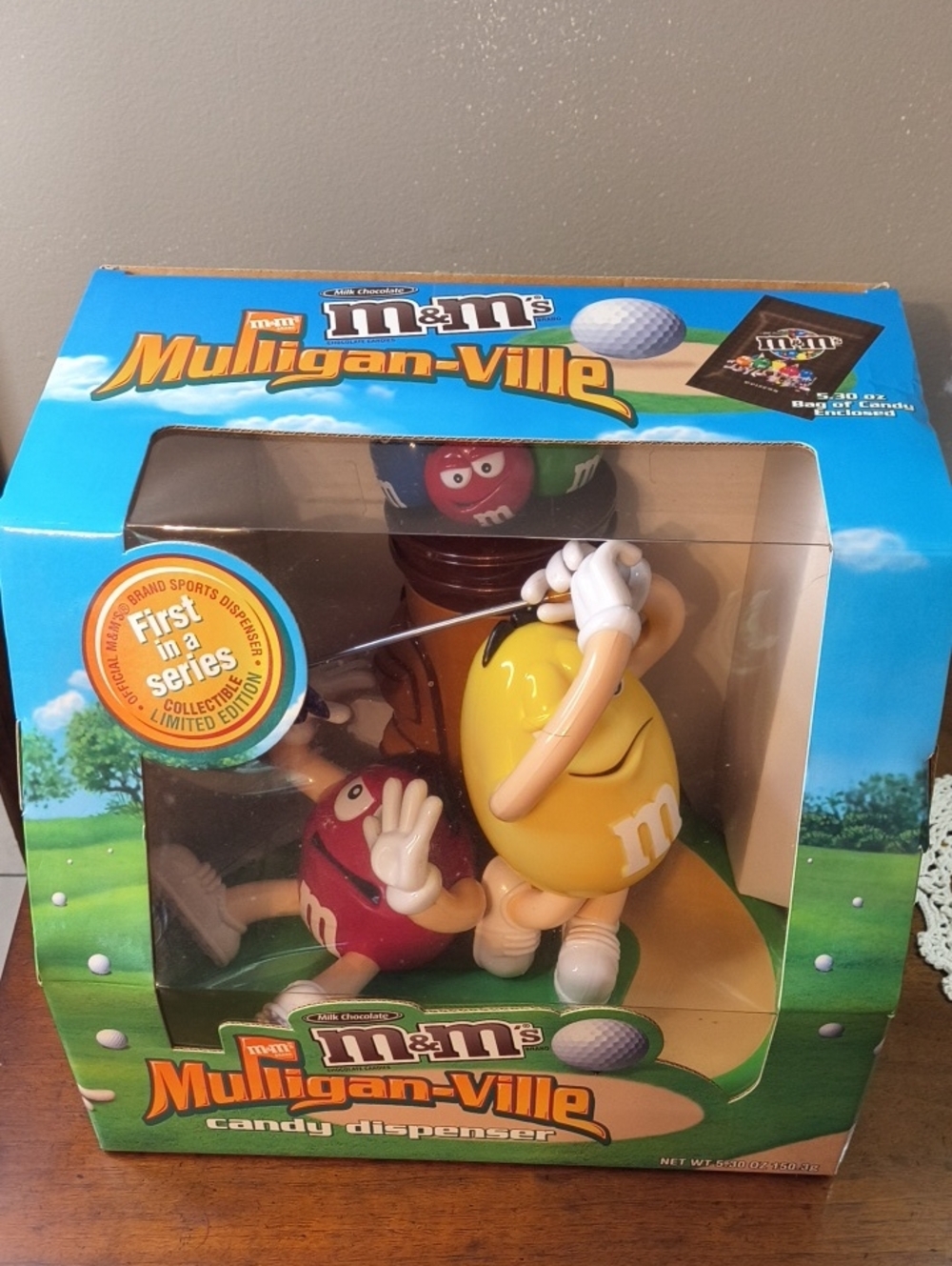 M&M'S Mulligan-Ville Yellow and Red Candy Dispenser Playset NEW! No Candy